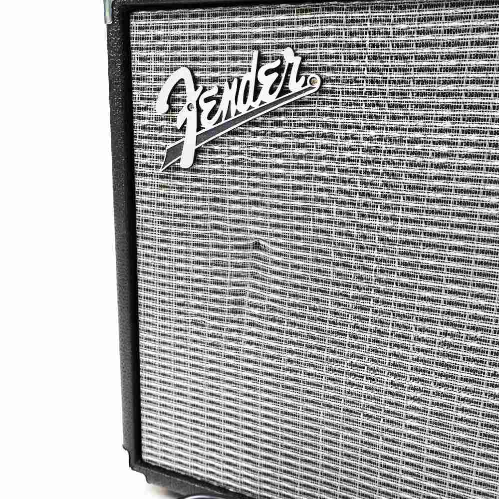 【中古】 Fender Rumble 15 Combo ベースアンプ 小型ベースアンプ 傷
