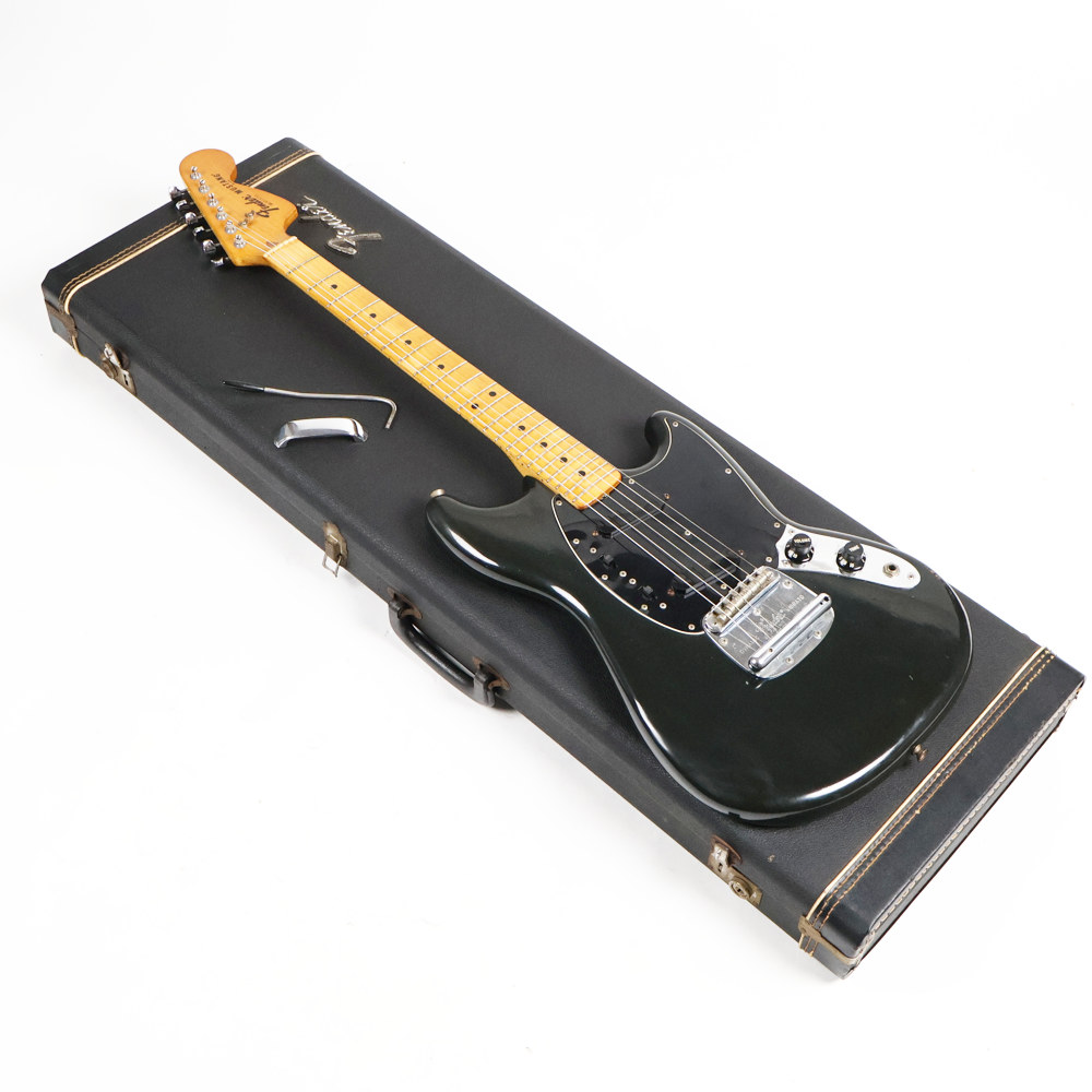 【中古】 Fender フェンダー Mustang Black ムスタング 1977年製、1978年製 エレキギター ケース