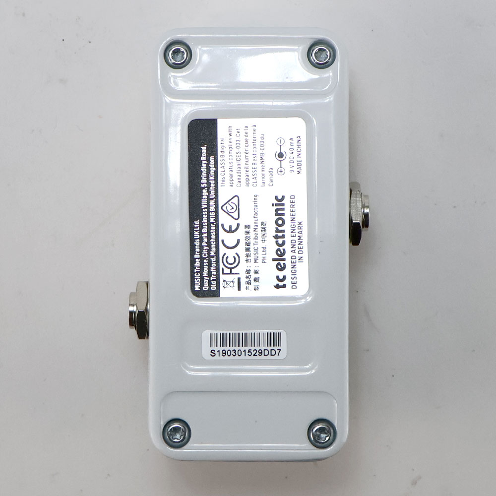 【中古】 チューナー tc electronic PolyTune 2 mini バッファー内蔵 ペダルチューナー tcエレクトロニック 裏面