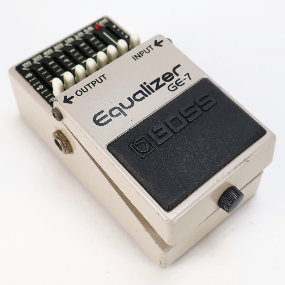 【中古】イコライザー エフェクター BOSS GE-7 Equalizer ギターエフェクター 本体画像 斜め
