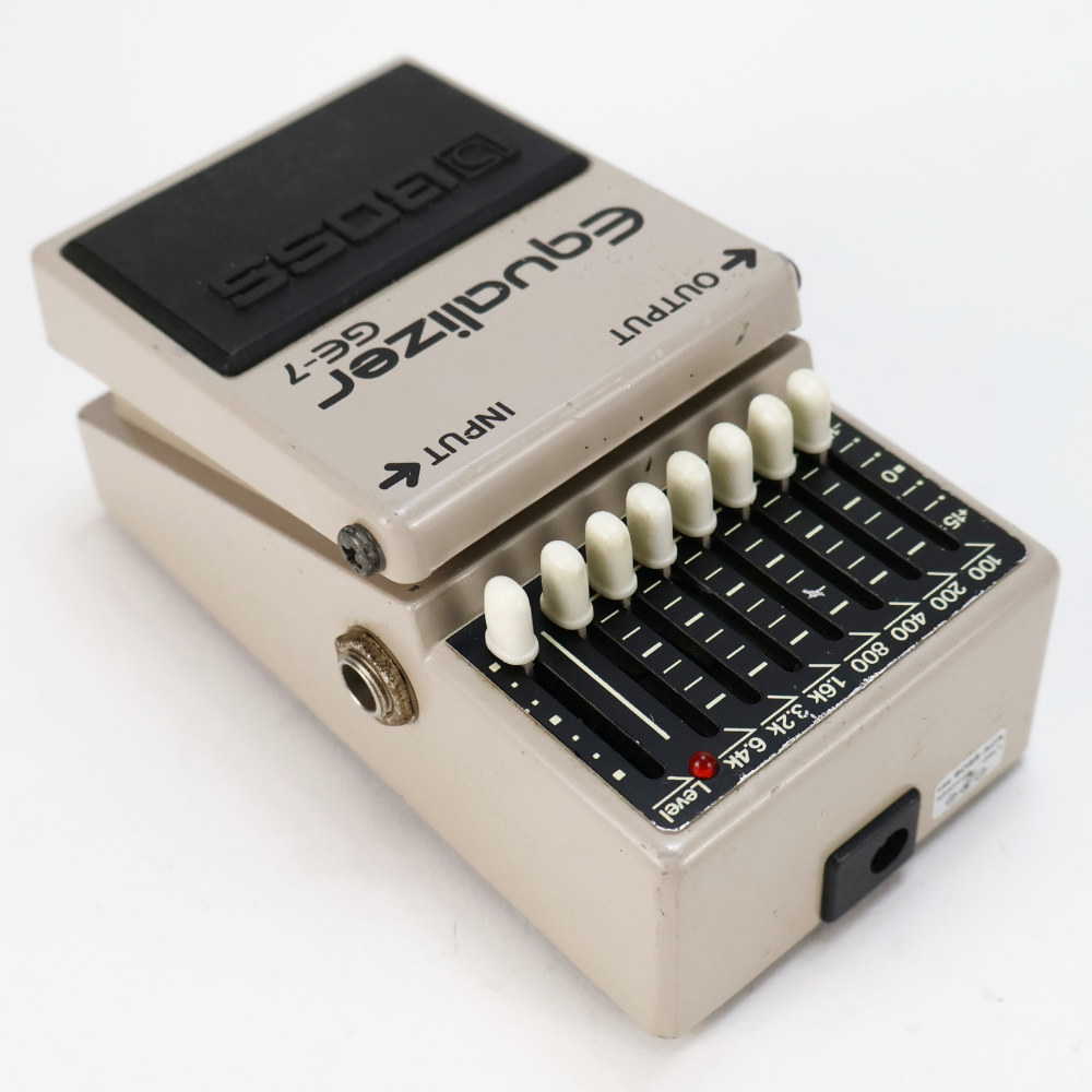 【中古】イコライザー エフェクター BOSS GE-7 Equalizer ギターエフェクター 本体画像 斜め 2