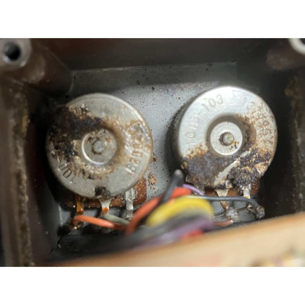 【中古】コンプレッサー エフェクター MXR DYNA COMP Block Logo 1980年製 ダイナコンプ ギターエフェクター 内部