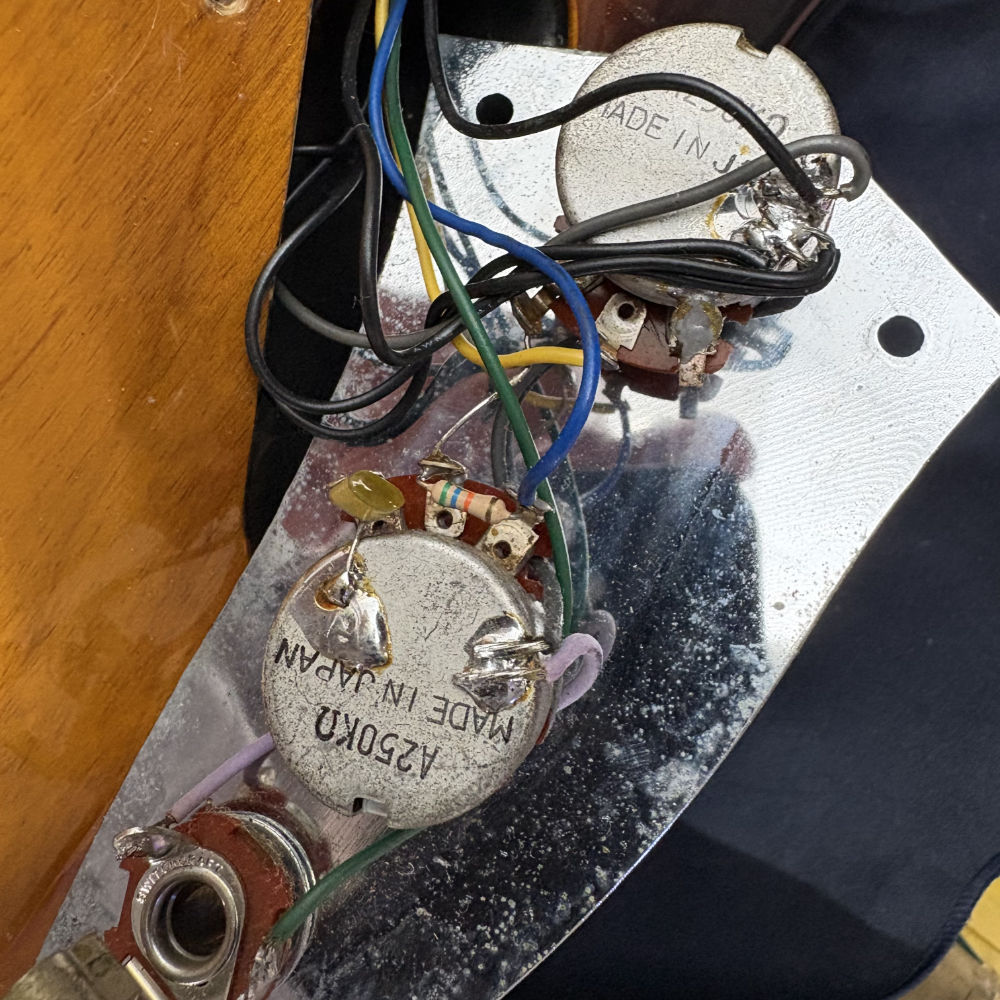 【中古】 エレキギター Fender Japan JG66-85 3TS Jaguar  1997年-2000年 フェンダージャパン ジャガー アルダーボディー ポット