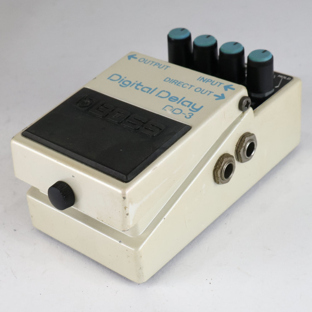 【中古】 デジタルディレイ エフェクター BOSS DD-3 Digtal Delay ギターエフェクター ディレイ 側面