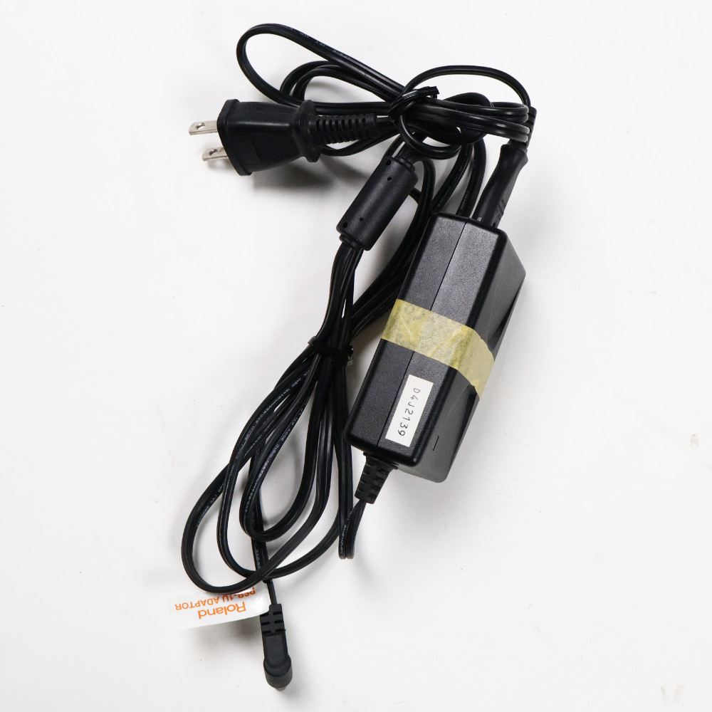 【中古】 ギターアンプ ローランド ROLAND CUBE Street BK 乾電池駆動パフォーマンス用ステレオアンプ ギターアンプ 付属品画像