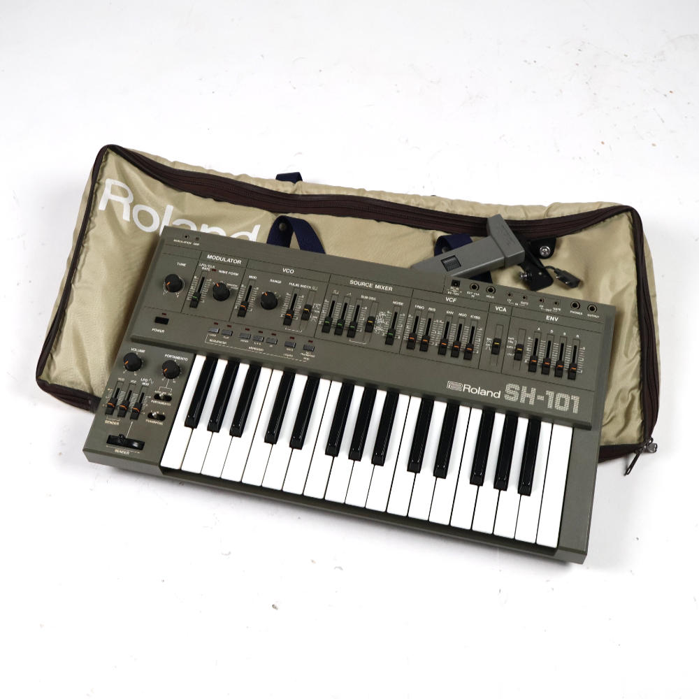 【中古】 アナログシンセサイザー ROLAND SH-101 モジュレーショングリップ付き