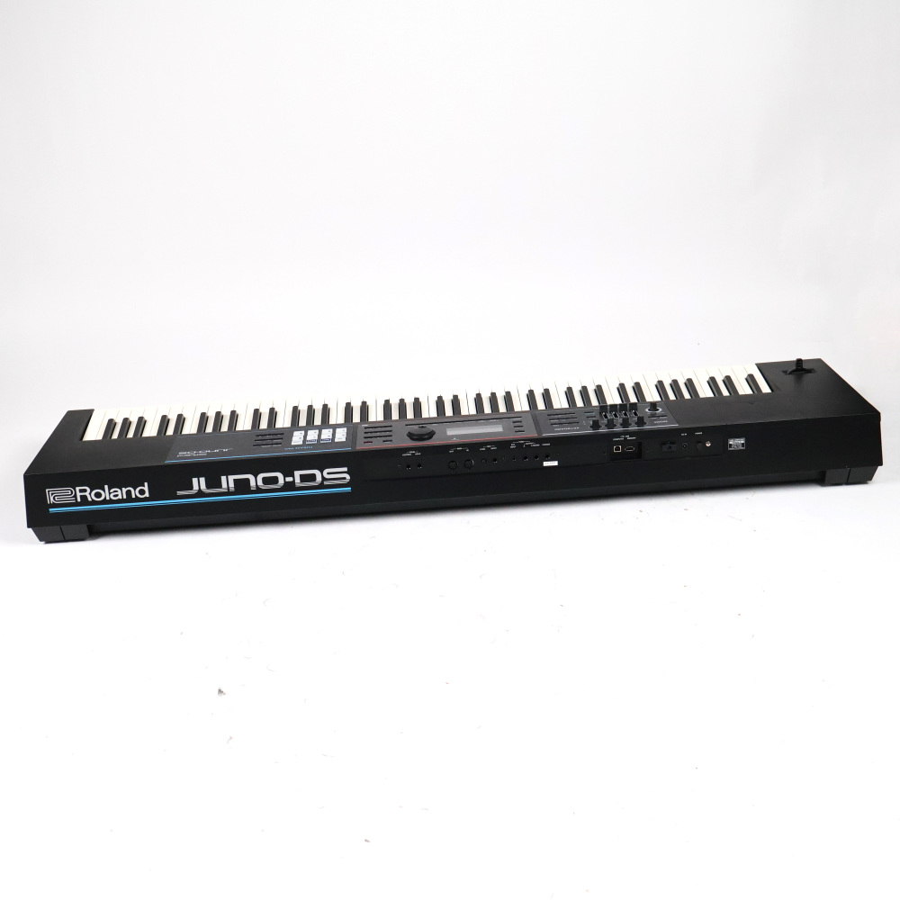 【中古】 ROLAND ローランド JUNO-DS88 シンセサイザー リア斜めアングル画像