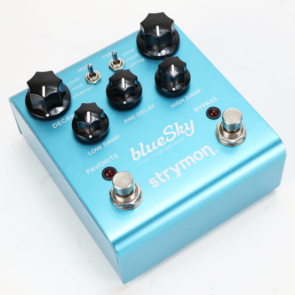 【中古】リバーブ strymon blueSky Gen1 リバーブ ストライモン ギターエフェクター 本体画像 斜め 2