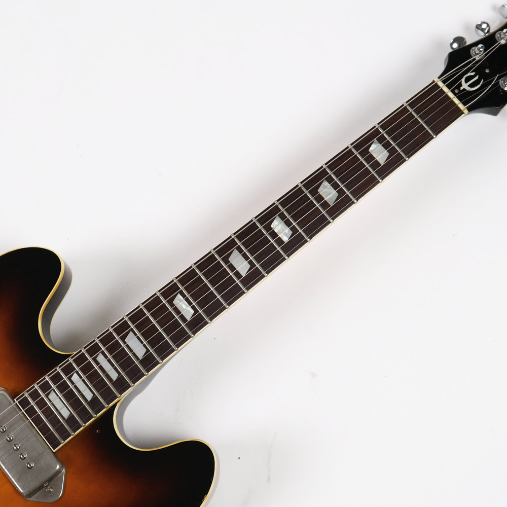 【中古】 エレキギター Epiphone Casino SB NIHON GIBSONステッカーあり ベージュラベル 1982年製 マツモク工場製 エピフォン カジノ ロッド締方向余地わずか 指板