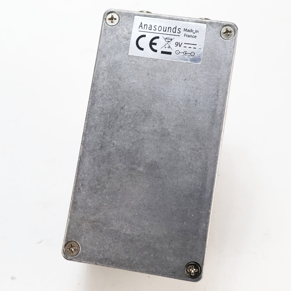 【中古】 オーバードライブ ANASOUNDS アナサウンズ SAVAGE ギターエフェクター 本体画像 裏 