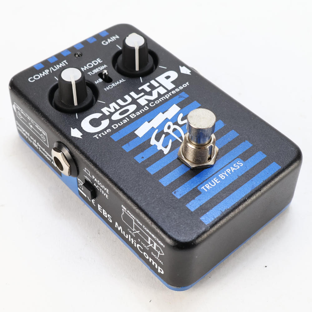 【中古】コンプレッサー エフェクター EBS MultiComp BLACK LABEL ベースエフェクター 本体画像 斜め 2