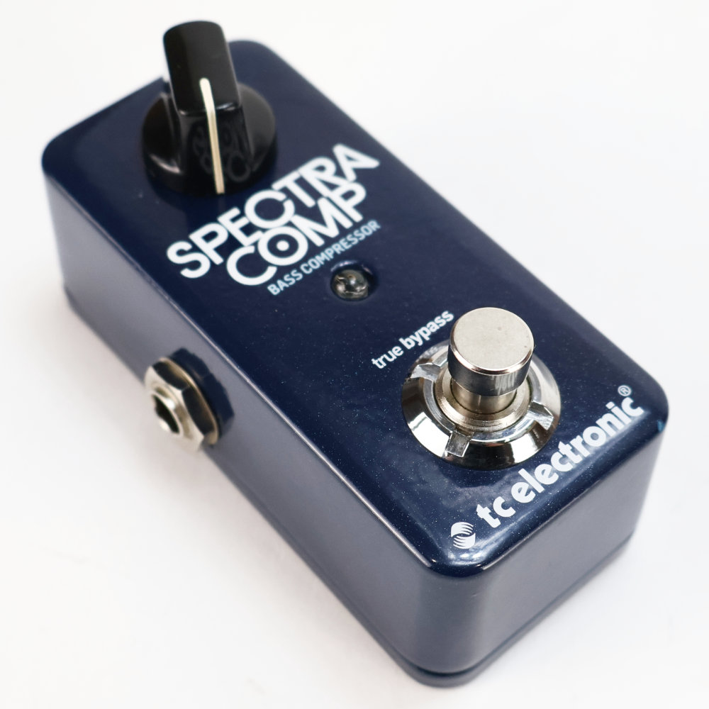 【中古】 tc electronic SPECTRACOMP BASS COMPRESSOR コンプレッサー ベースエフェクター 本体画像 斜め 2