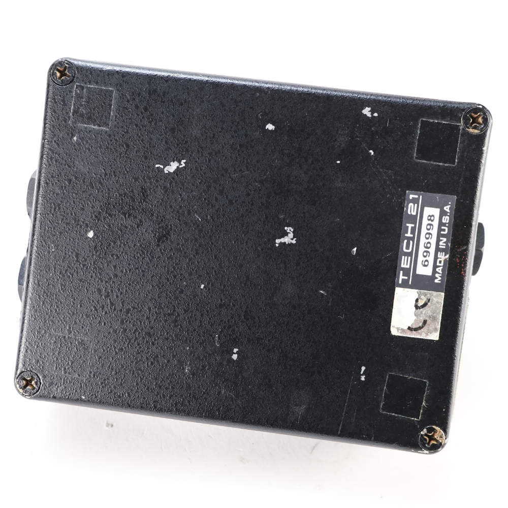 【中古】サンズアンプ ベースドライバーDI TECH21 SansAmp BASS DRIVER DI 旧仕様 前期型 ベース用DI プリアンプ 本体画像 裏 