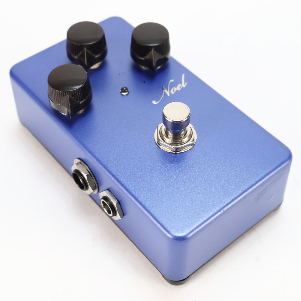 【中古】 ディストーション Noel Victoire ノエル ギターエフェクター 本体画像 斜め 