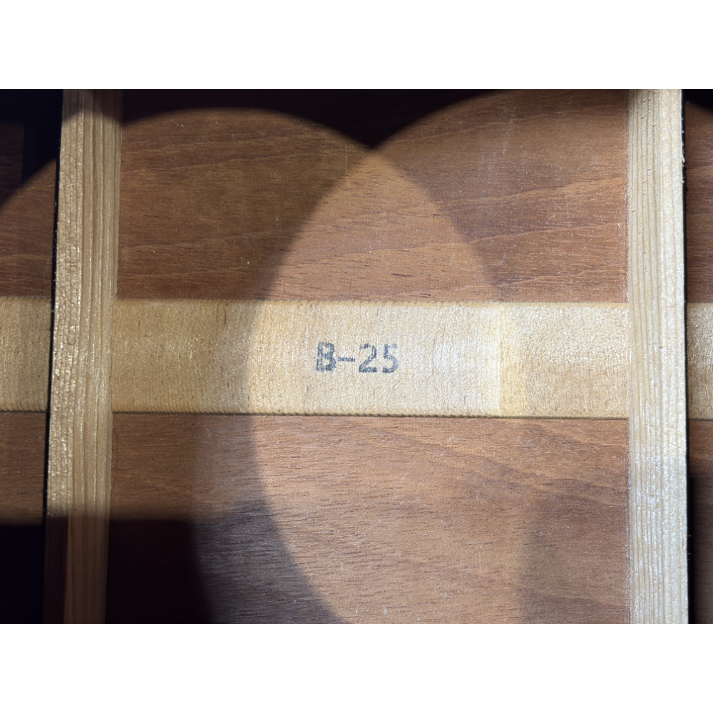 【中古】 アコースティックギター Gibson Custom Shop 1960’s B-25 Cherry 2009年製 1.60kg 軽量個体 アジャスタブルブリッジ ギブソン カスタムショップ B-25 サウンドホール