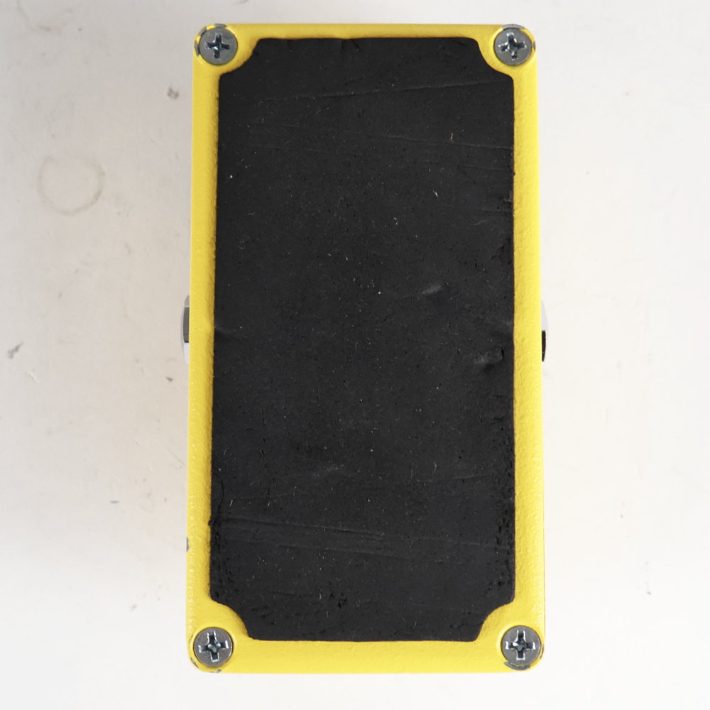 【中古】 ディストーション エフェクター MXR M-104 DISTORTION+ ギターエフェクター 底面