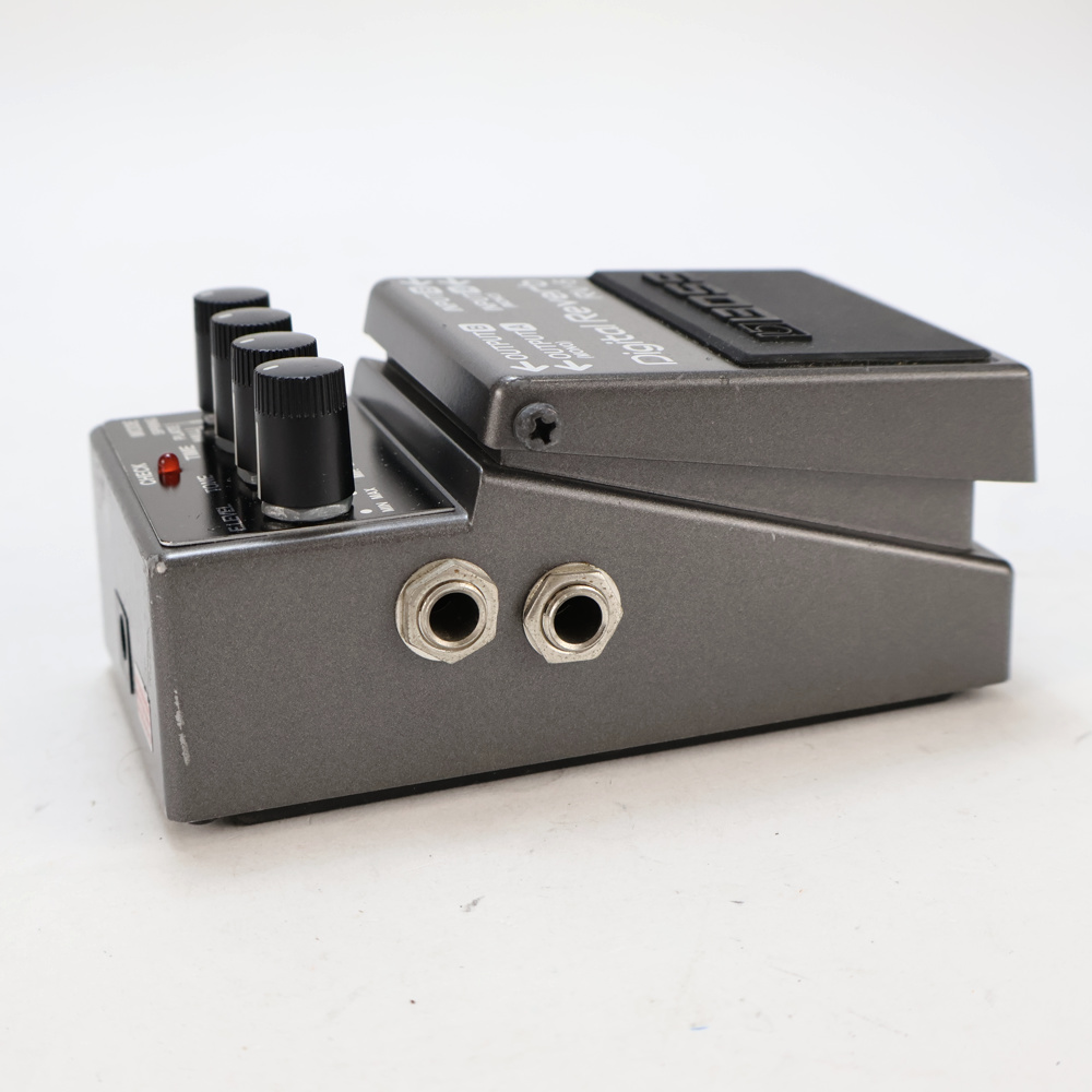 【中古】デジタルリバーブ エフェクター BOSS RV-5 Digital Reverb ボス リヴァーブ エフェクター 側面