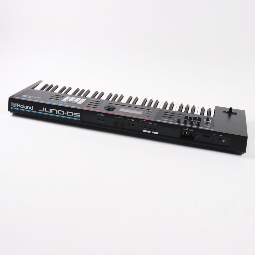 【中古】 シンセサイザー ROLAND JUNO-DS61 本体画像 斜め 
