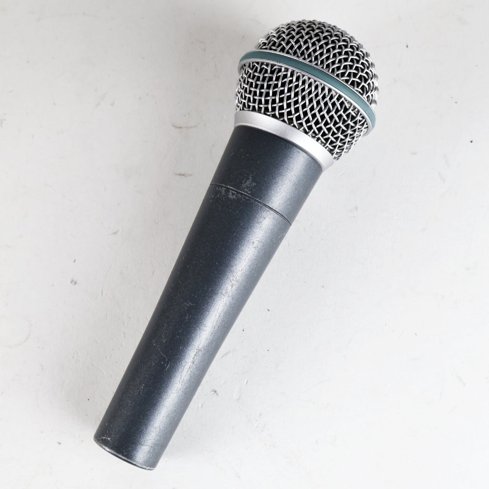【中古】 マイク ダイナミックマイク シュアー SHURE BETA58A シュア マイクロフォン ベータゴッパ 全体