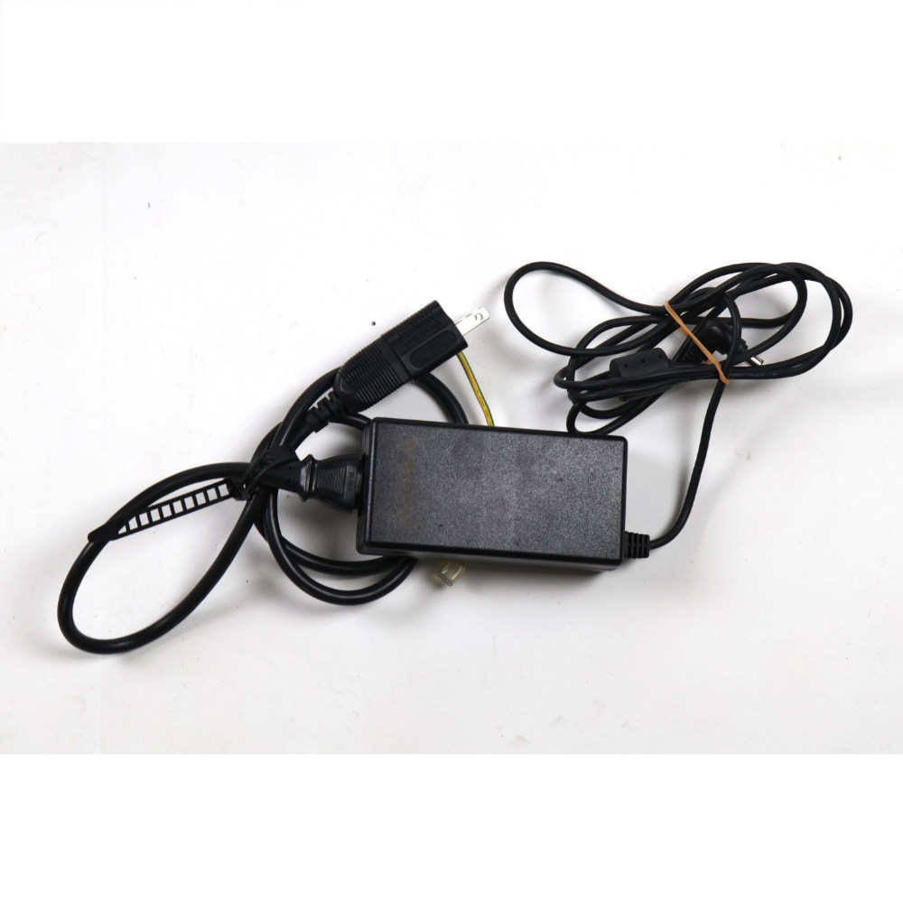 【中古】 キーボードアンプ Roland KC-110 電源コード画像