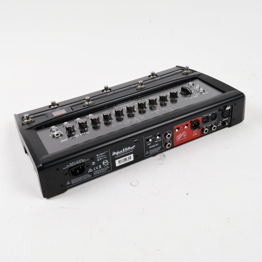 【中古】 フロアタイプアンプ Hughes&Kettner BLACK SPIRIT 200 Floor HUK-BS200/F 背面