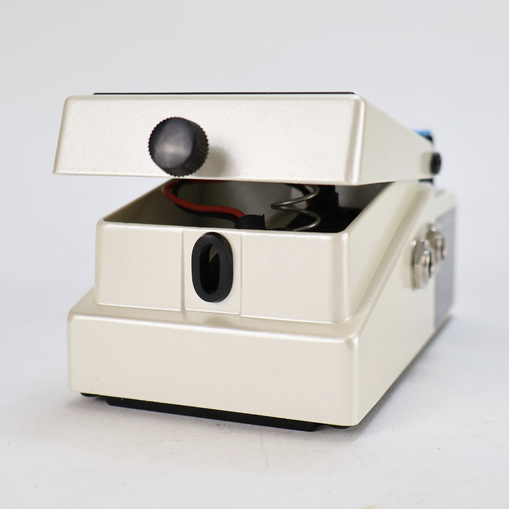 【中古】 デジタルディレイ エフェクター BOSS DD-5 Digtal Delay ギターエフェクター ディレイ 側面