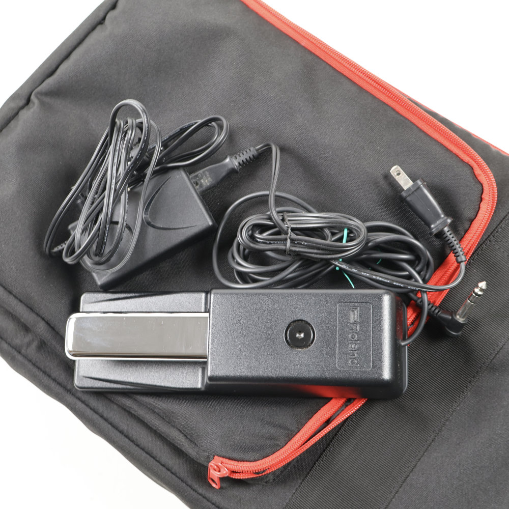 【中古】 ROLAND FA-06 Music Workstation シンセサイザー 付属品