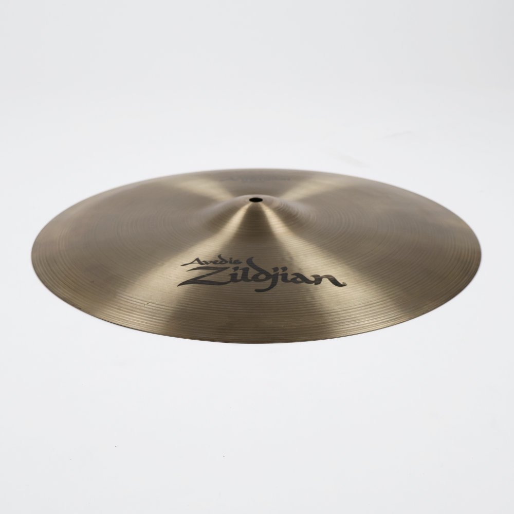 【中古】 クラッシュシンバル ジルジャン ZILDJIAN A Zildjian MEDIUM THIN CRASH 16インチ 全体