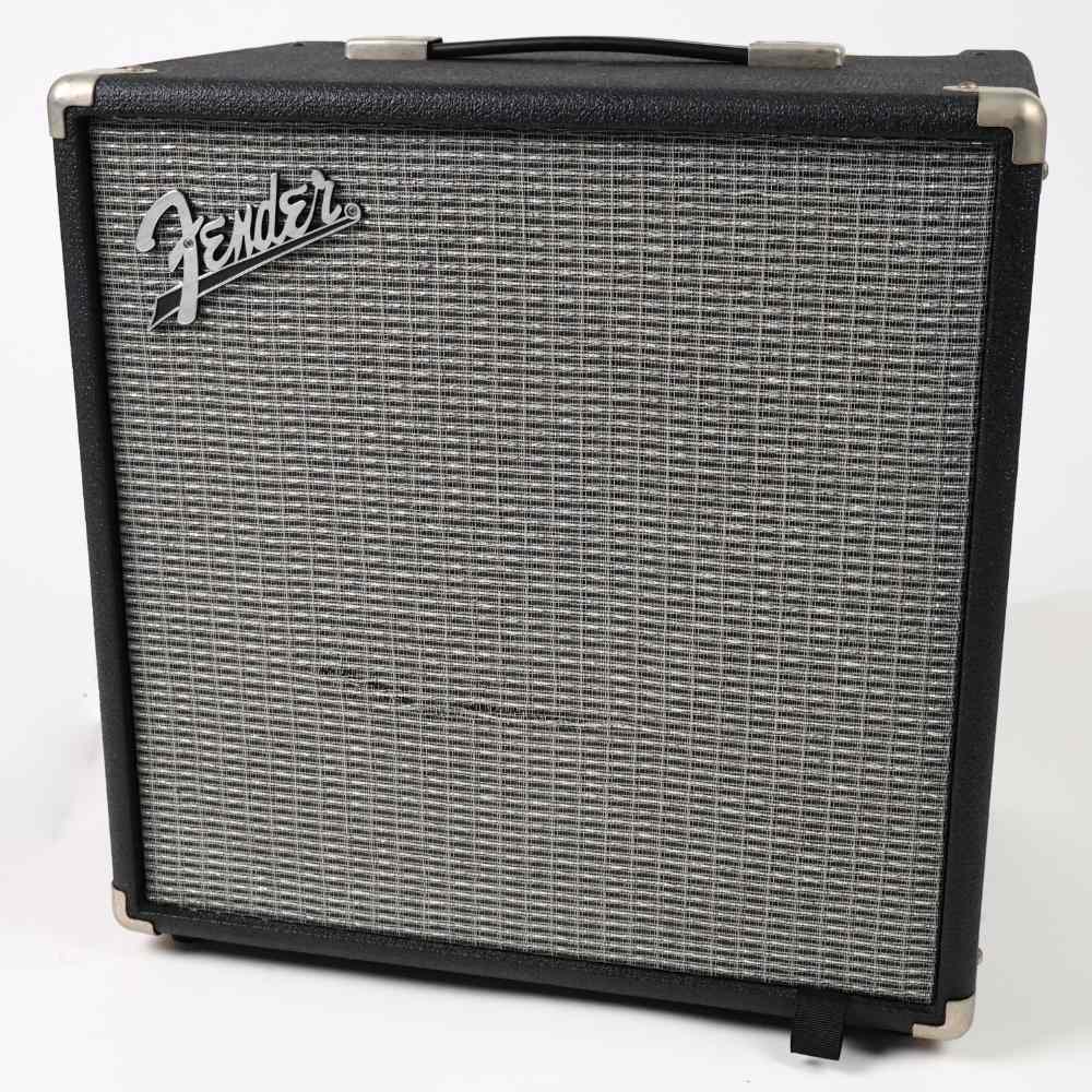 【中古】 ベースコンボアンプ フェンダー Fender Rumble 40 Combo ベースアンプ 本体画像 斜め