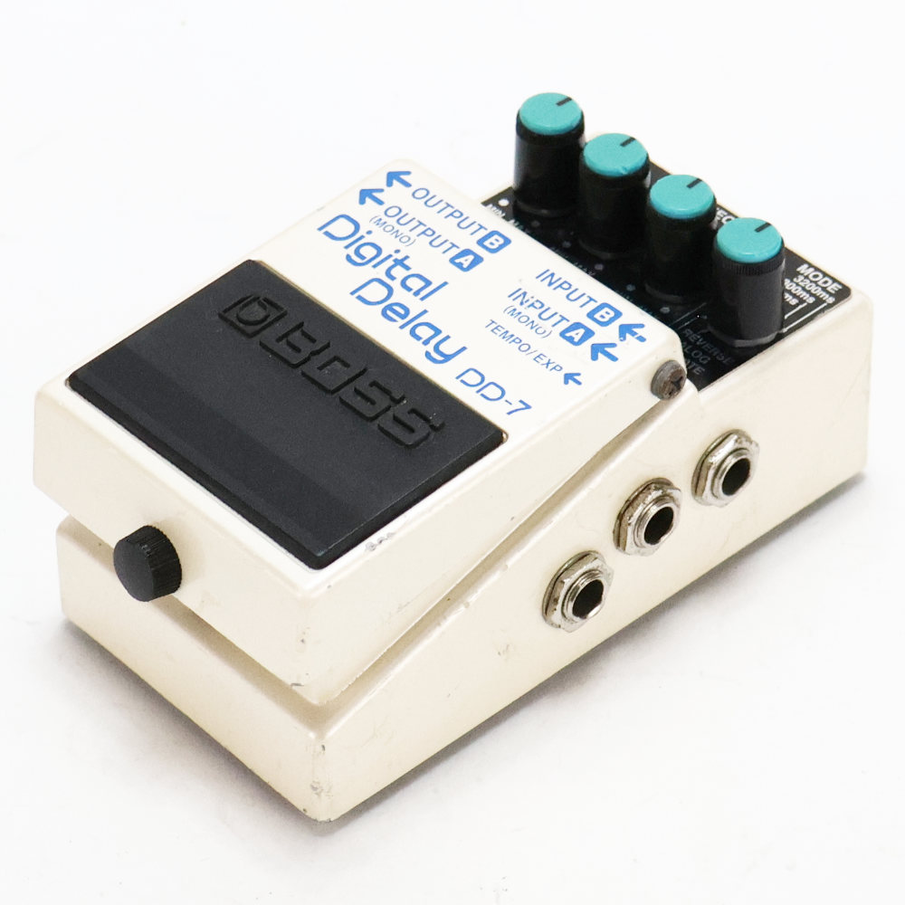 【中古】ディレイ エフェクター BOSS DD-7 Digital Delay ギターエフェクター デジタルディレイ 本体画像 斜め 2