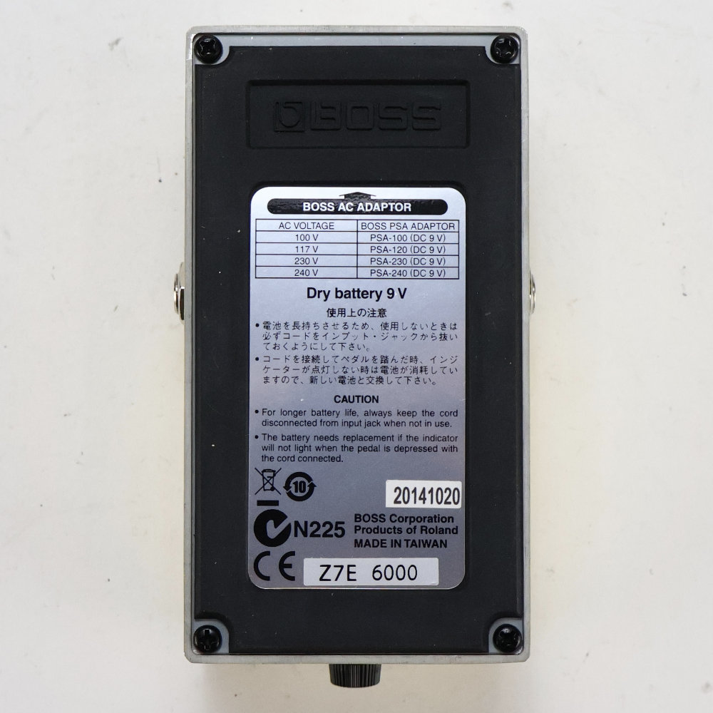 【中古】 エフェクター BOSS SD-1W SUPER OVER DRIVE WAZA CRAFTシリーズ オーバードライブ 技 底面