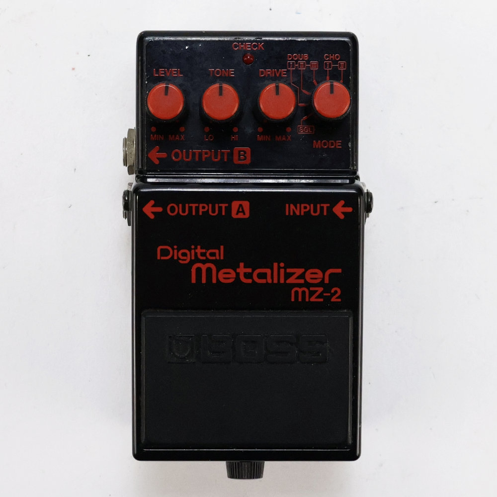 【中古】 ディストーション エフェクター BOSS MZ-2 Digital Metalizer Made in JAPAN ギターエフェクター