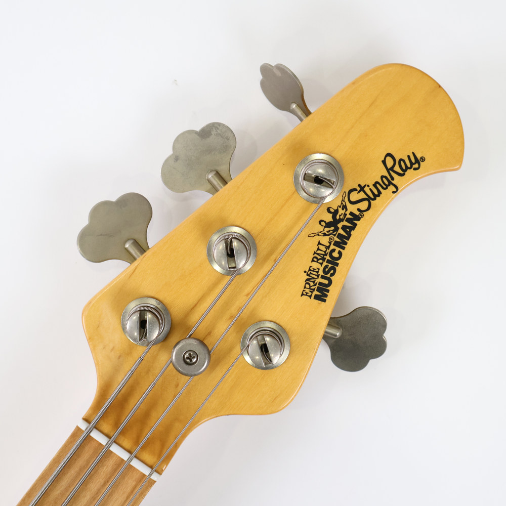 【中古】 MUSIC MAN ミュージックマン StingRay スティングレイ Translucent Red / M 2000年製 エレキベース 詳細画像
