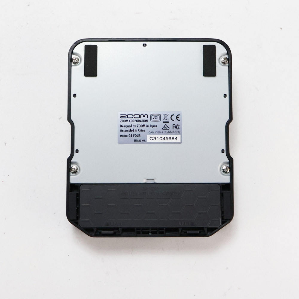 【中古】 ズーム ZOOM G1 FOUR ギターマルチエフェクター 裏面