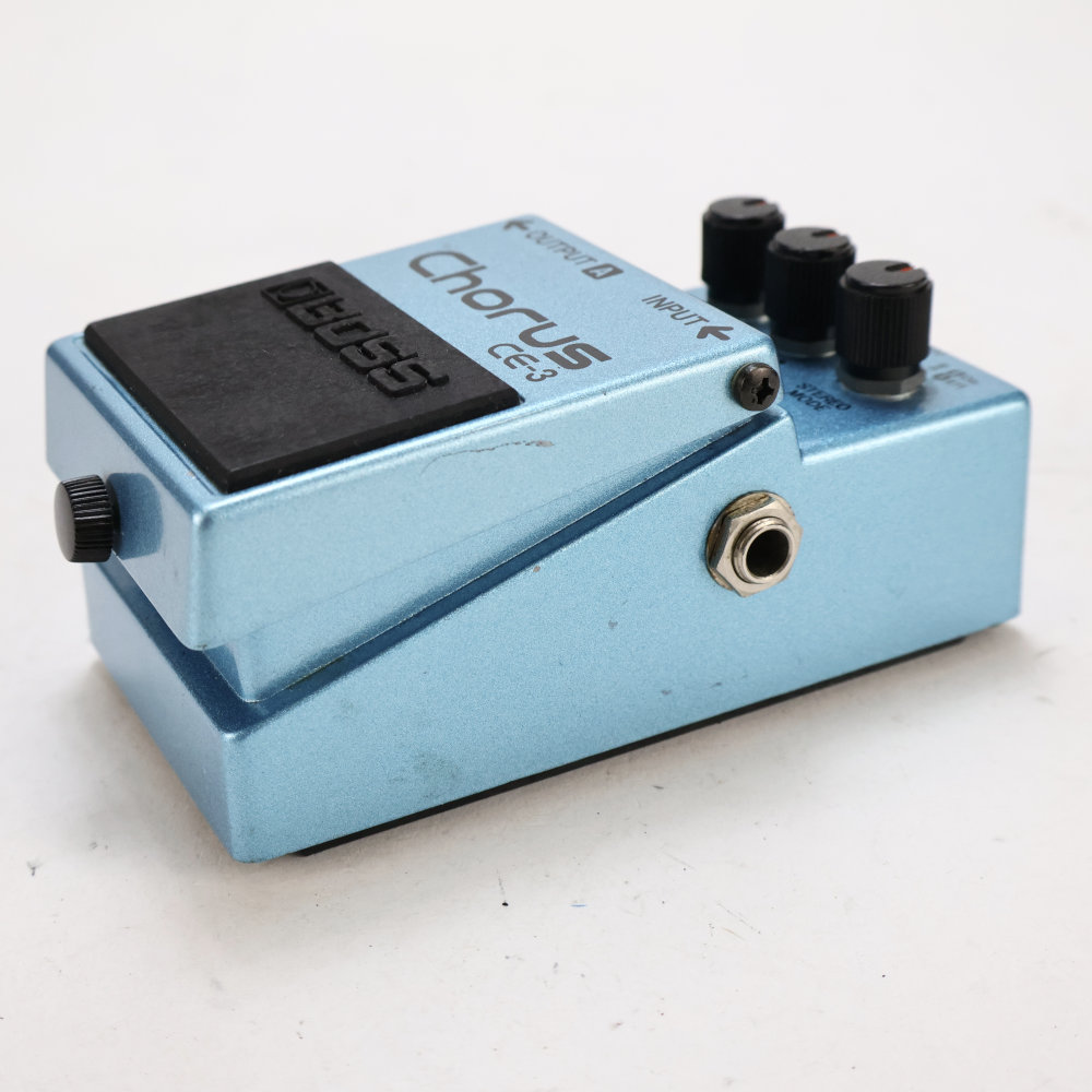 【中古】 コーラス エフェクター BOSS CE-3 Chorus Made in JAPAN ギターエフェクター 側面