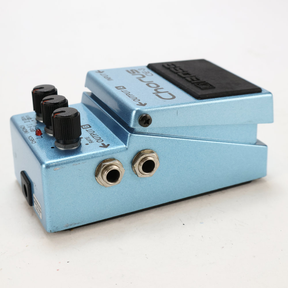 【中古】 コーラス エフェクター BOSS CE-3 Chorus Made in JAPAN ギターエフェクター 側面