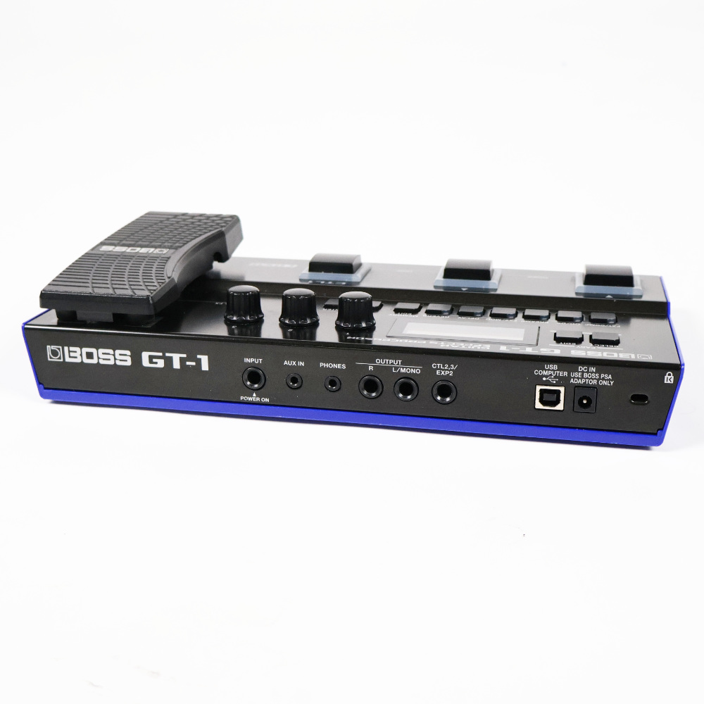 【中古】ボス マルチエフェクター BOSS GT-1 Guitar Effect Processor 本体画像 斜め