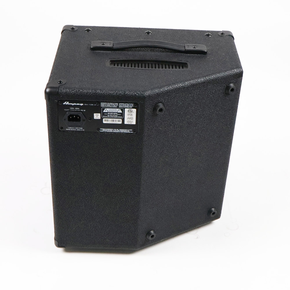 【中古】 ベースコンボアンプ アンペグ Ampeg BA-108 v2 20W出力 小型ベースコンボアンプ 背面