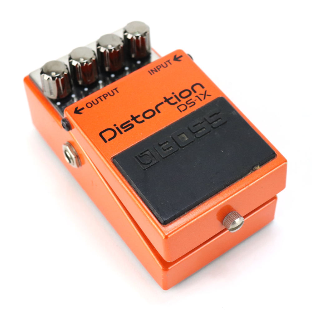 【中古】ディストーション エフェクター BOSS DS-1X Distortion ギターエフェクター 斜めアングル画像