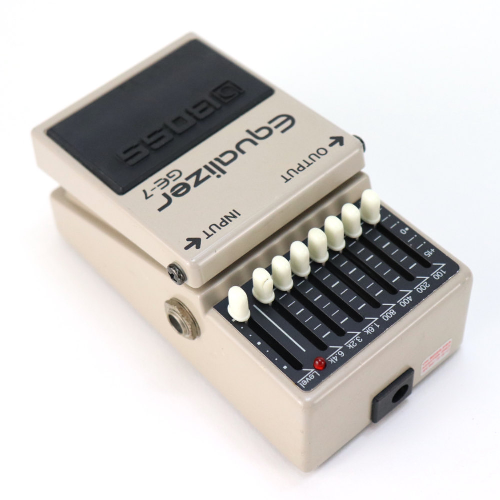 【中古】イコライザー エフェクター BOSS GE-7 Equalizer ギターエフェクター Made in TAIWAN 台湾製 リア斜めアングル画像