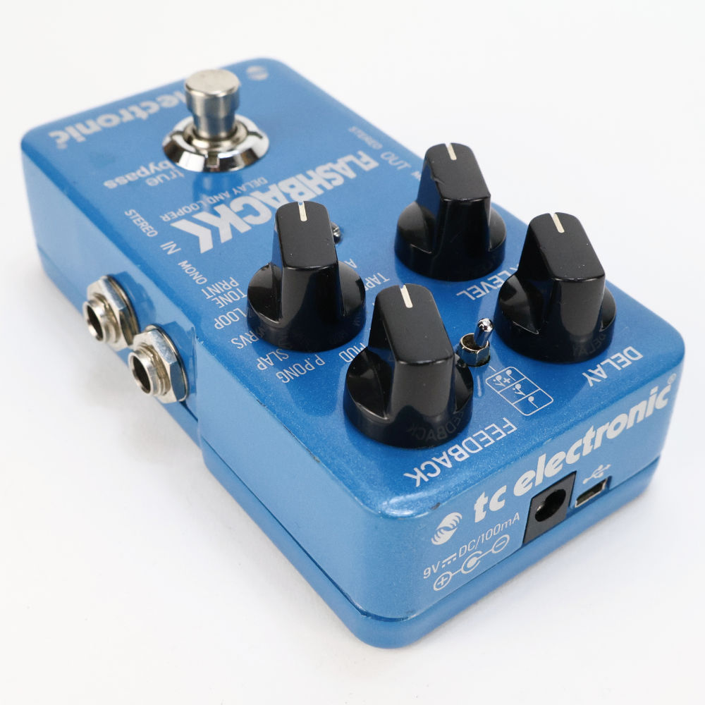 【中古】 ディレイ tc electronic Flashback Delay ギターエフェクター フラッシュバック ディレイ ルーパー 本体画像 斜め 
