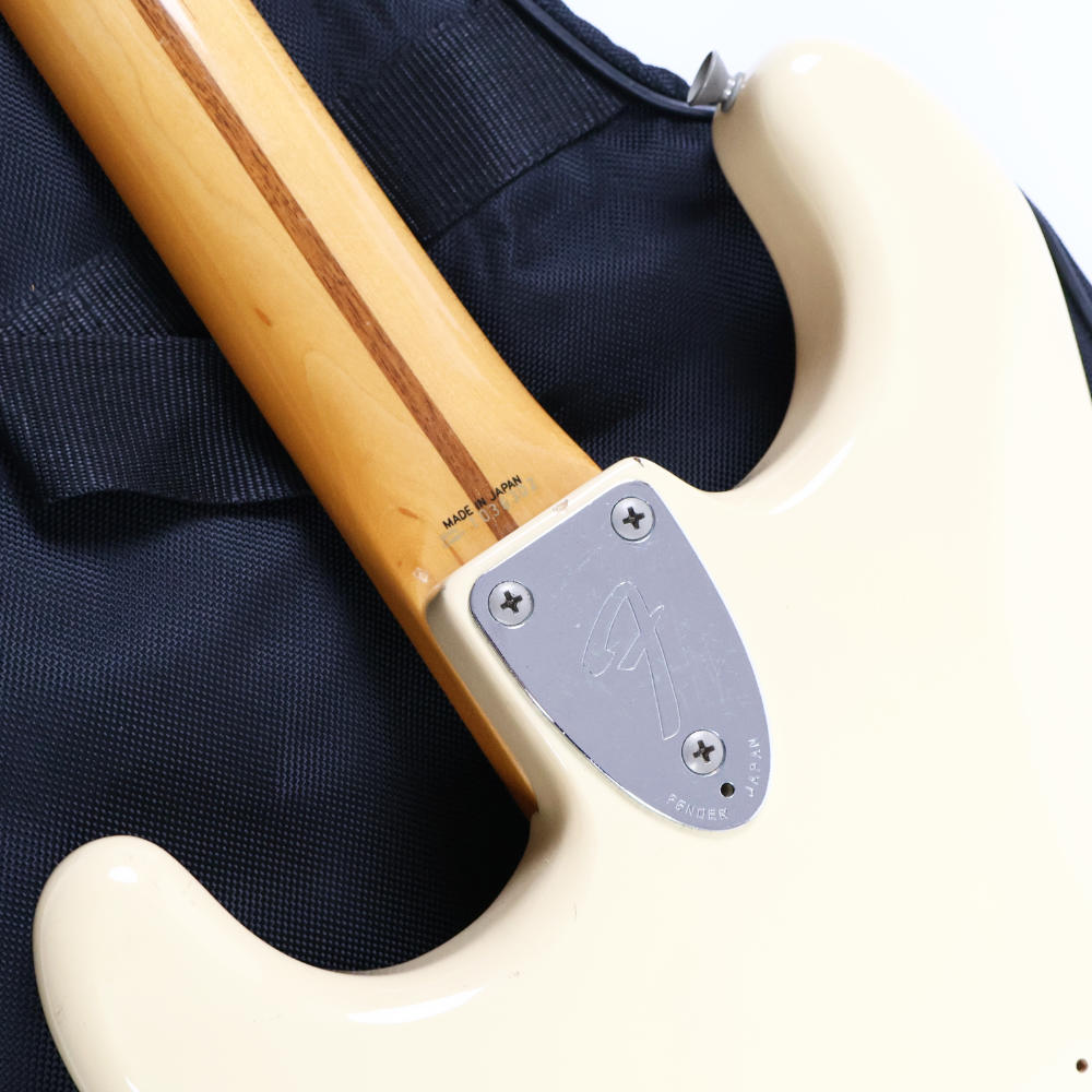 【中古】 エレキギター Fender Japan ST72-55 VWH Mod. 1989年-90年製 スキャロップド指板 ブラスナット搭載 フェンダージャパン ストラトキャスター ラージヘッド 3点止めネック CST-50M ネックプレート