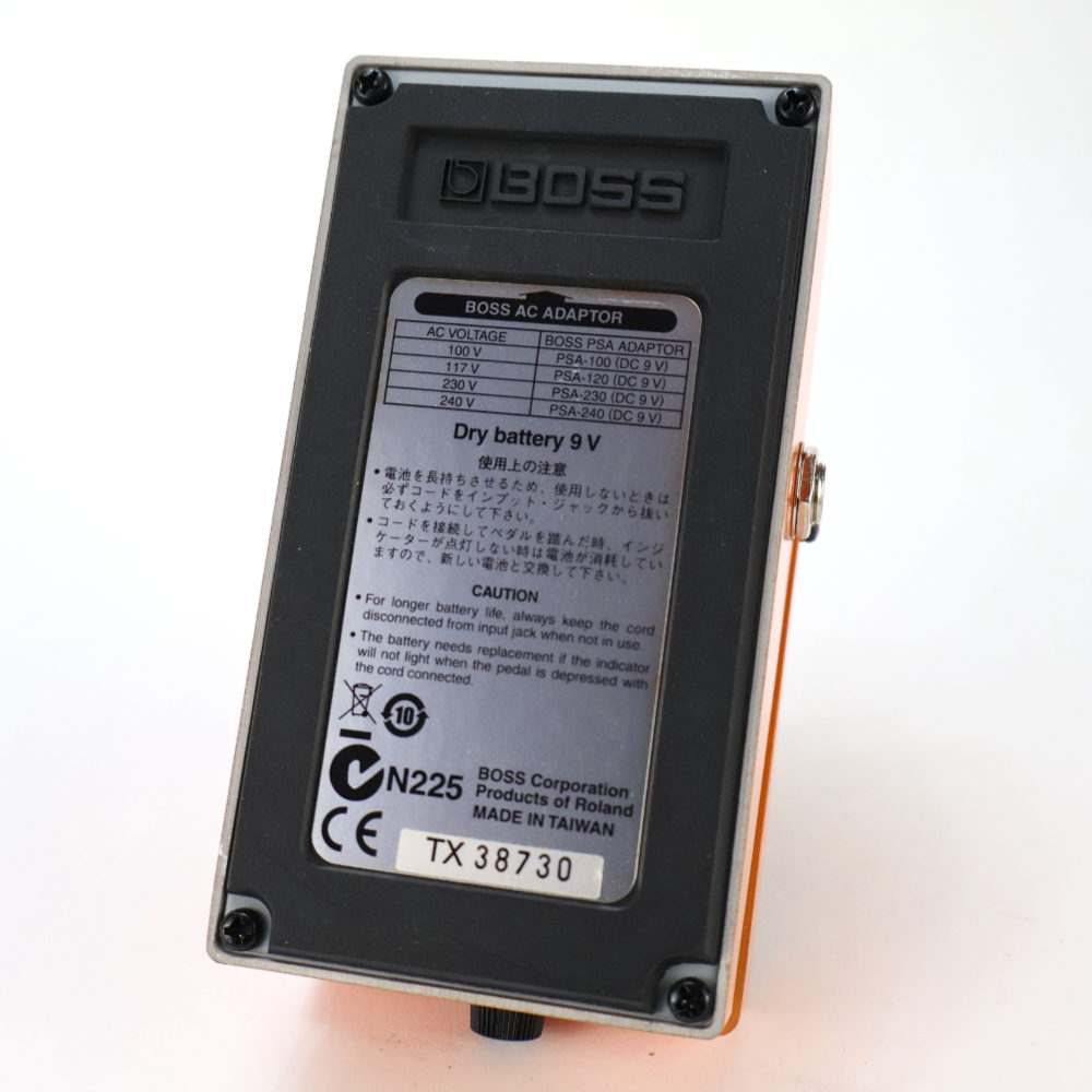 【中古】ディストーション エフェクター BOSS DS-1 Distortion ギターエフェクター ボトム画像