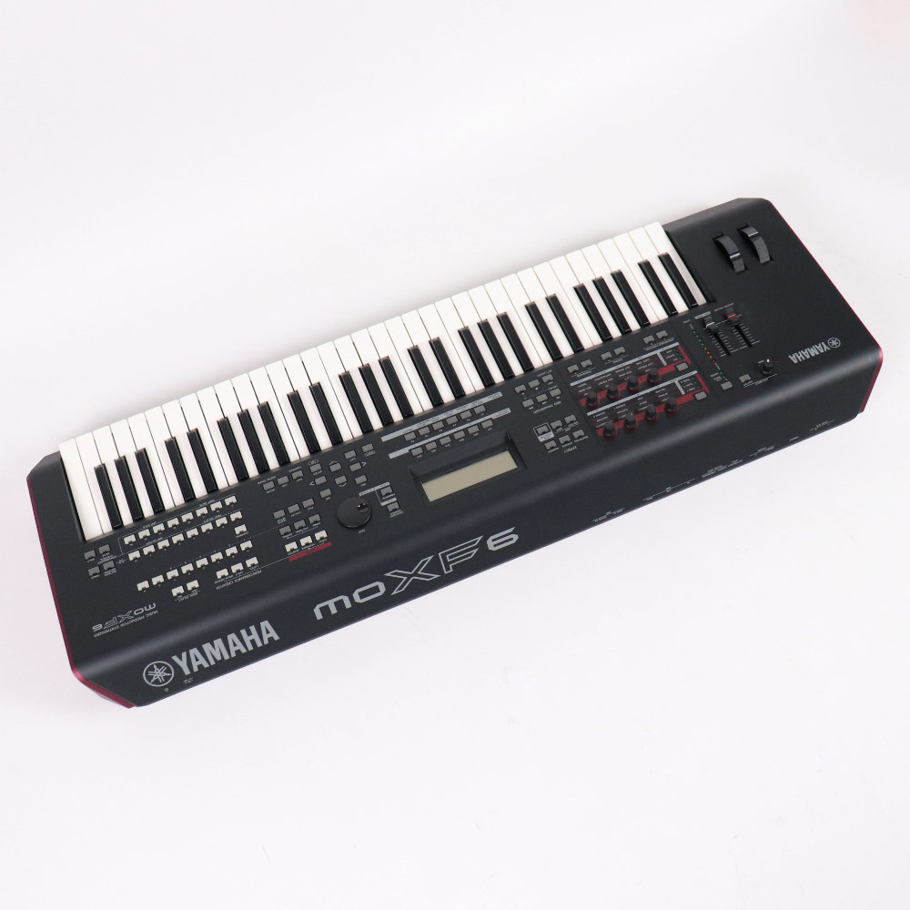 【中古】 シンセサイザー YAMAHA MOXF6 ヤマハ 本体画像 斜め 