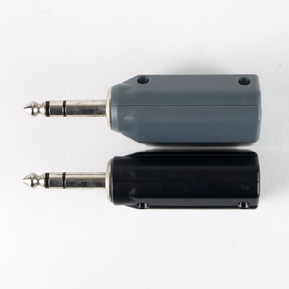 【中古】 BOSS WL-20L Wireless System ギターワイヤレスシステム 側面
