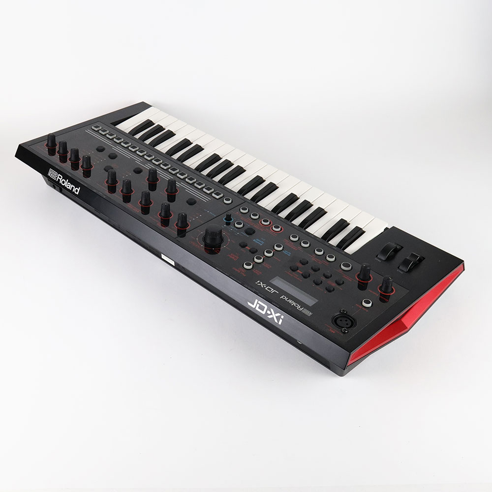 【中古】 シンセサイザー ROLAND ローランド JD-Xi Analog/Digital Crossover Synthesizer 全体