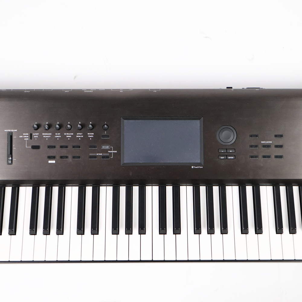 【中古】 KORG NAUTILUS-88 88鍵盤 デジタルシンセサイザー ディスプレイ傷
