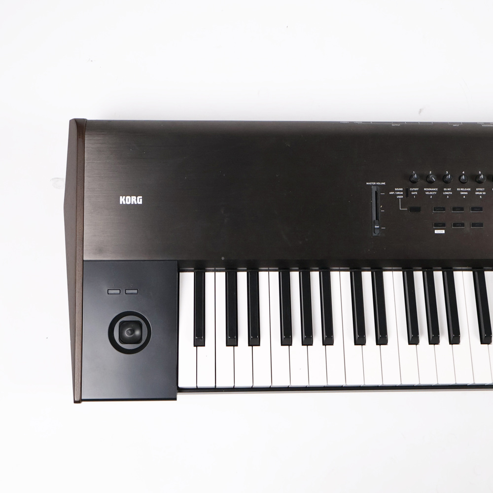 【中古】 KORG NAUTILUS-88 88鍵盤 デジタルシンセサイザー 汚れ