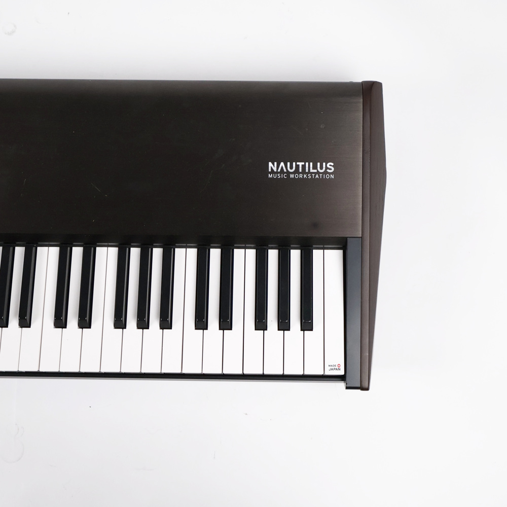 【中古】 KORG NAUTILUS-88 88鍵盤 デジタルシンセサイザー 汚れ