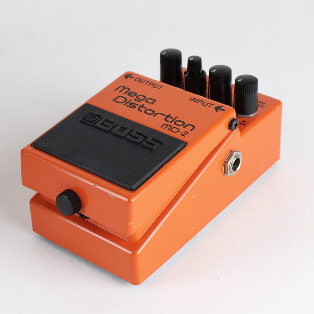 【中古】メガディストーション エフェクター BOSS MD-2 Mega Distortion ギターエフェクター ディストーション 側面